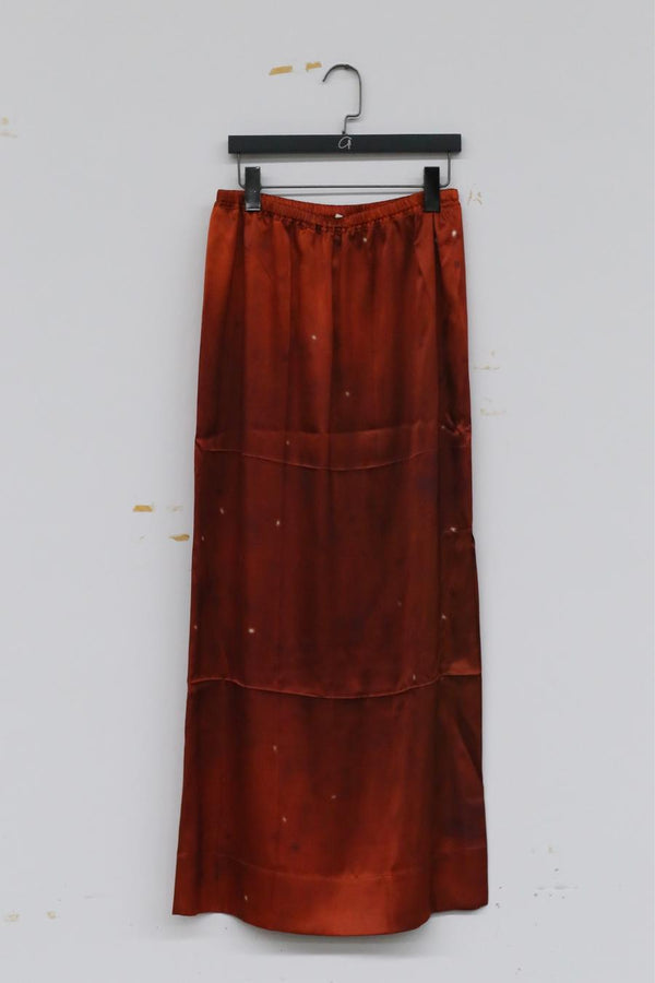 Samuel GUI yang skirt AW22SK03-3 Chili Red (AW22SK03)